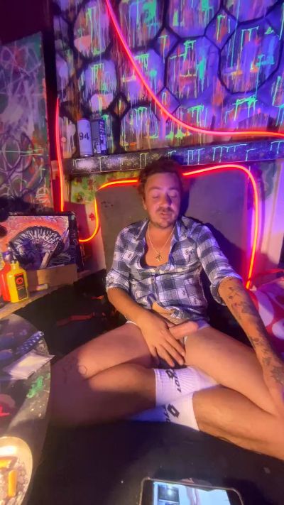 cmcdck live from France