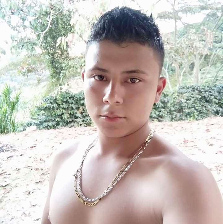 duro258 live from Colombia