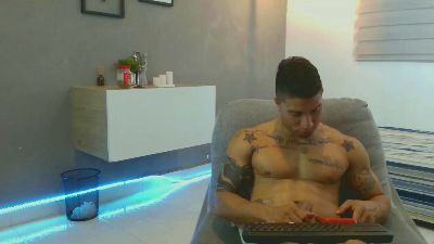 fagu_lion1 live from Colombia