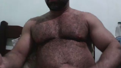 hairynhotguy live from Brazil