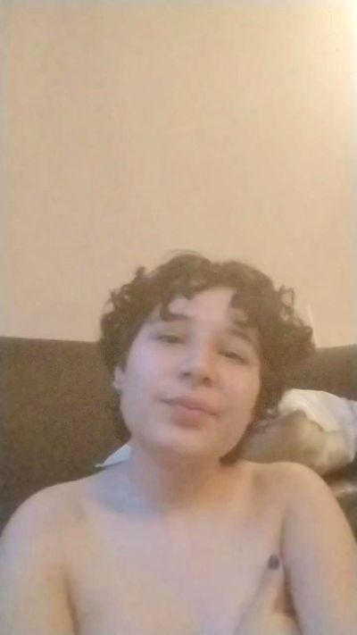 howelltherizi live from Denmark