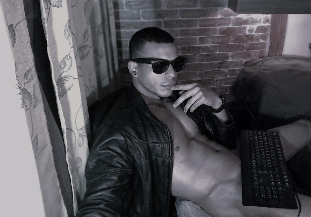 jhon_kelly_ live from United States