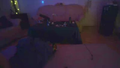 loganmuscled1 live from Germany