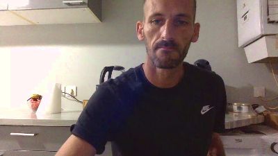 mec762586 live from France