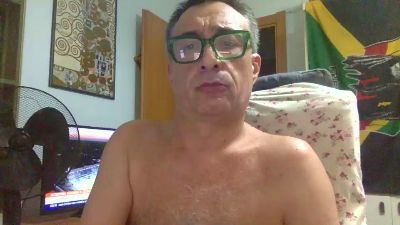 ortijah live from United Kingdom