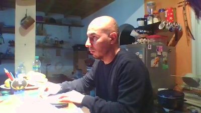petiso37 live from Argentina