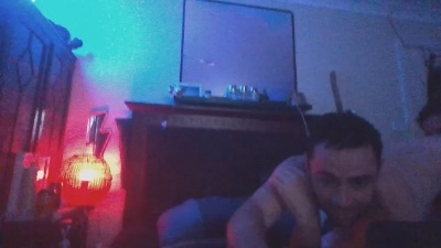 redlover6 live from Australia