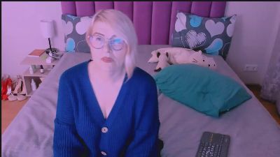 sabrinamac live from United States