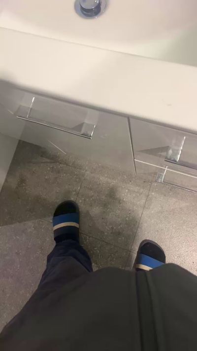 saltyboy30 live from Australia