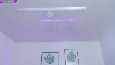 selena_hotmilf live from Colombia